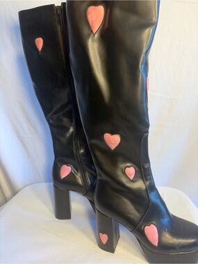 Black Knee-High Heeled Boots with Pink Heart Appliqués